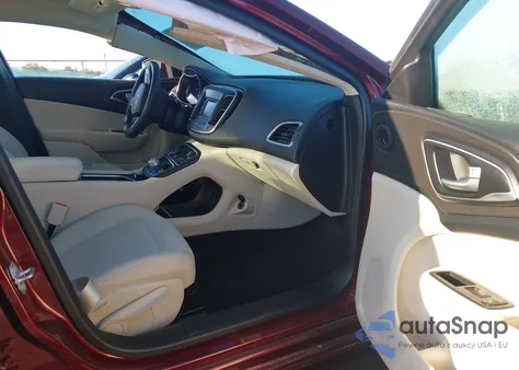 2016 Chrysler 200 Limited z USA, uszkodzony, nr VIN 1C3CCCABXGN177713